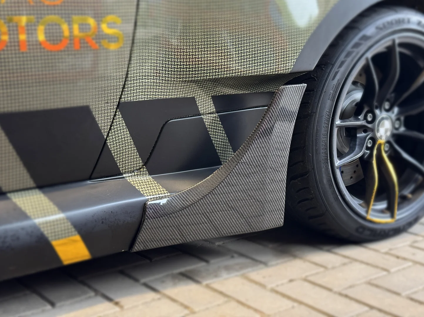Rear Left Sideskirt flare thumbnail 4